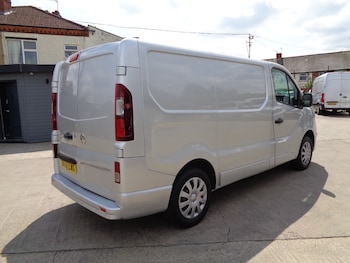 Used Vauxhall Vivaro 2016 for sale - 79272353: Photo