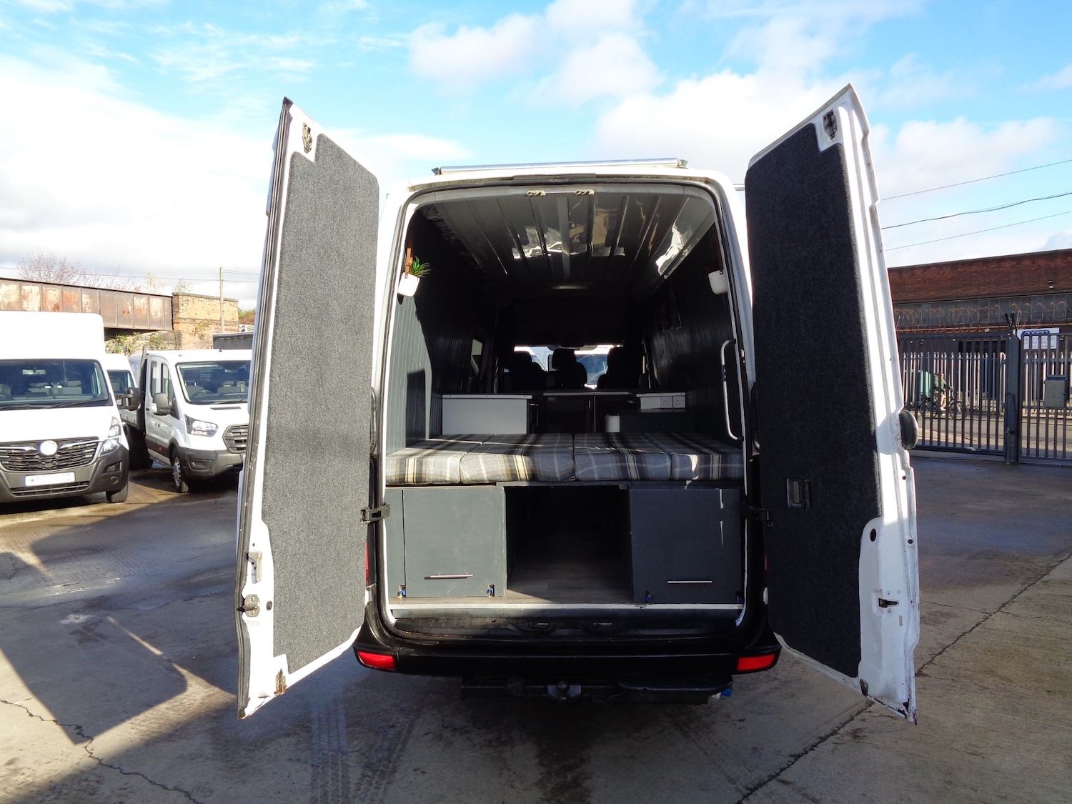 Used Mercedes-Benz Sprinter 2009 for sale - 76517877: Photo 15