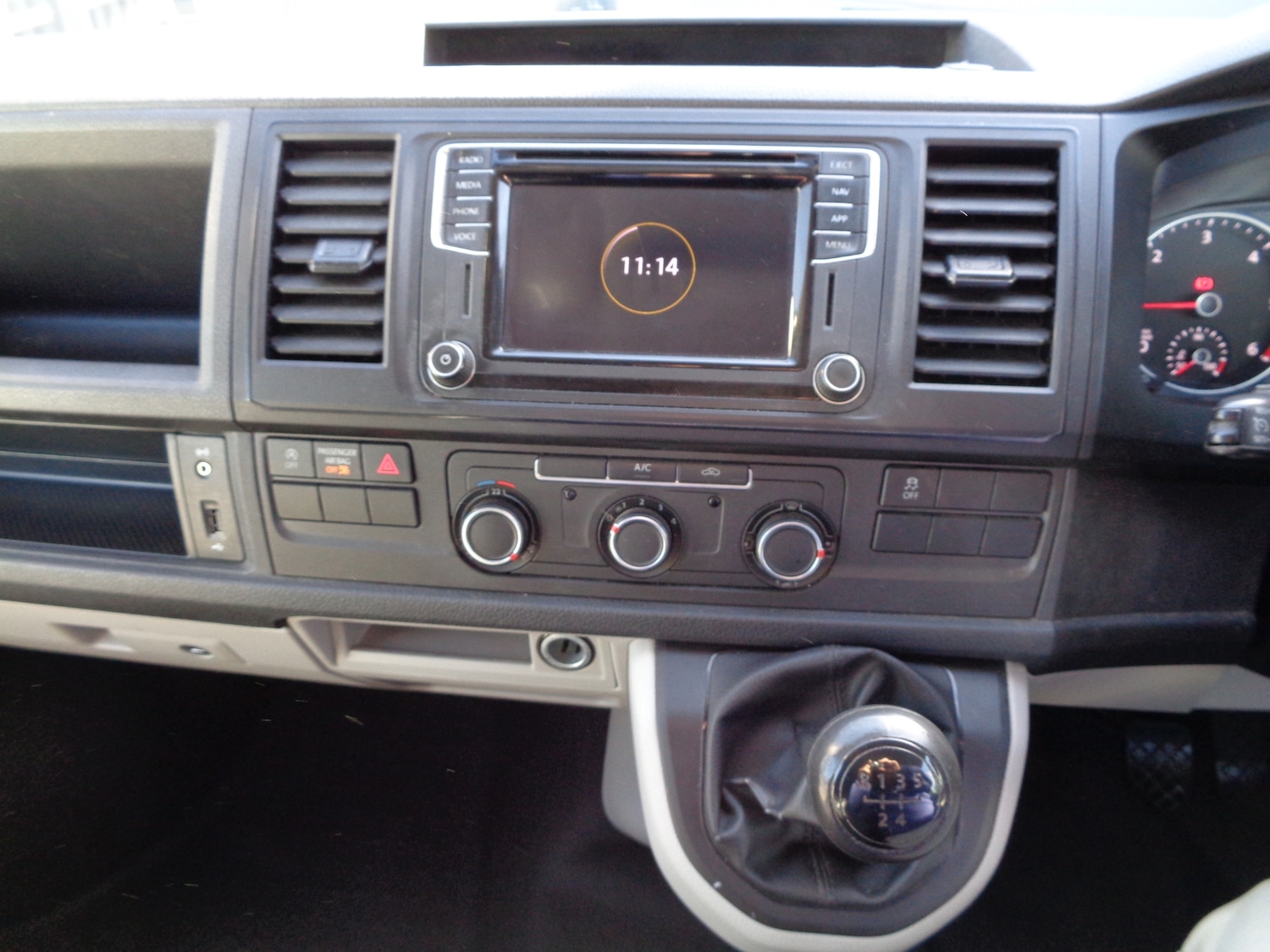 Used Volkswagen Transporter 2019 for sale - 77915427: Photo 22