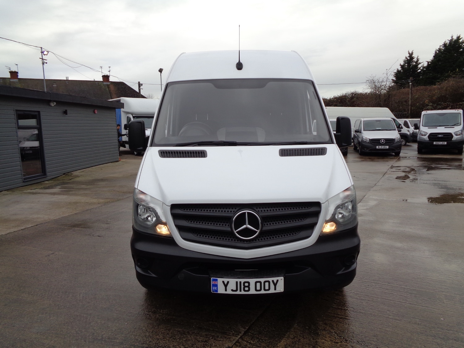 Used Mercedes-Benz Sprinter 2018 for sale - 76948601: Photo 2