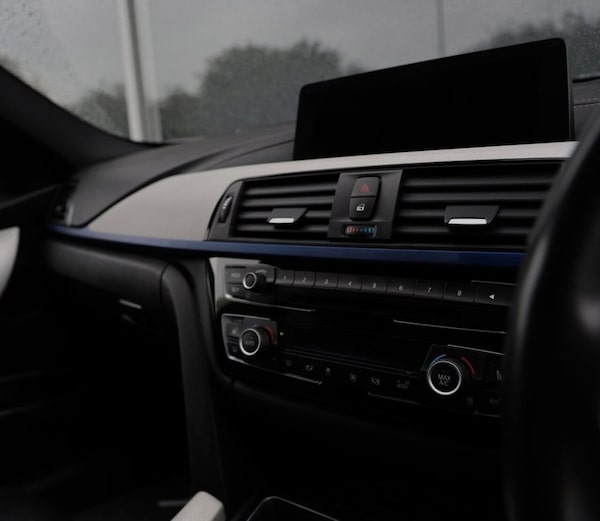 Used BMW 3 Series 2018 for sale - 76223202: Photo 21