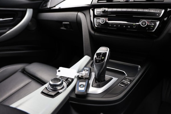 Used BMW 3 Series 2017 for sale - 76223210: Photo 21
