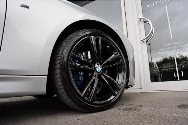 Used BMW 3 Series 2017 for sale - 76223210: Photo 5