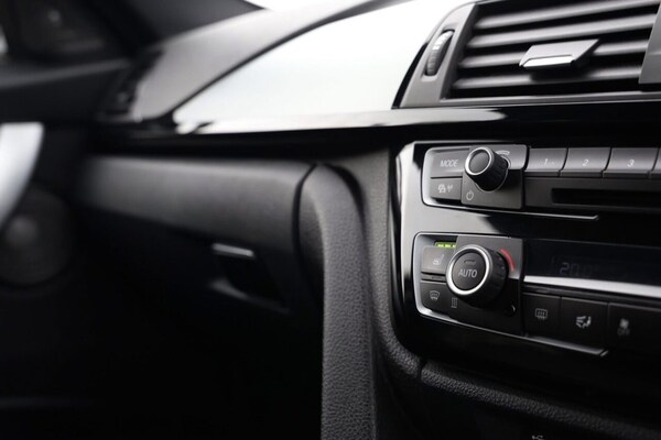 Used BMW 3 Series 2019 for sale - 76099931: Photo 14