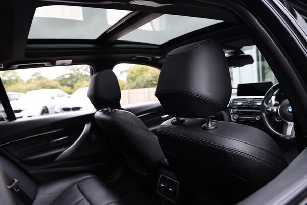 Used BMW 3 Series 2019 for sale - 76099931: Photo 17