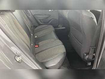 Used Peugeot E-2008 2025 for sale - 79750820: Photo