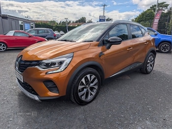Used Renault Captur 2020 for sale - 79325528: Photo