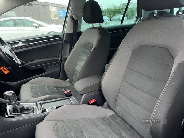 Used Volkswagen Golf 2017 for sale - 77218046: Photo 27