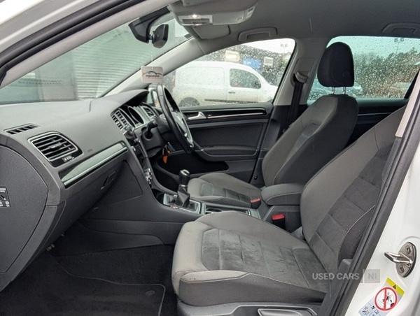 Used Volkswagen Golf 2017 for sale - 77359593: Photo 32