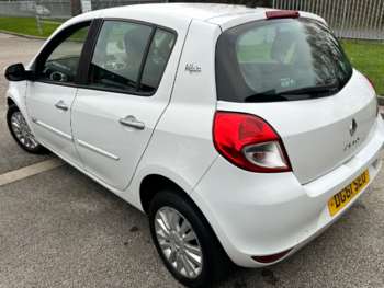 Used Renault Clio 2011 for sale - 73567934: Photo