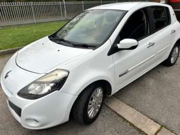 Used Renault Clio 2011 for sale - 73567934: Photo