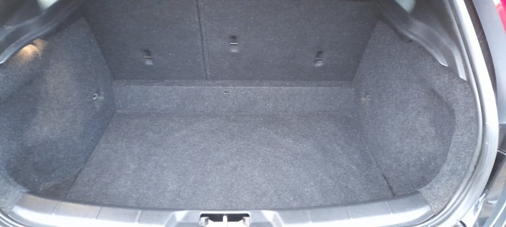 Used Volvo V40 2015 for sale - 77276304: Photo 11