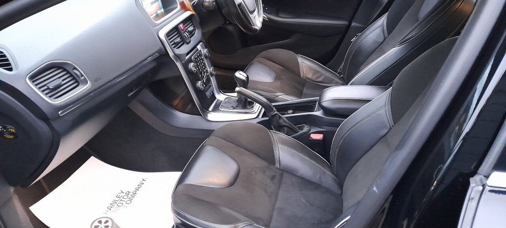 Used Volvo V40 2015 for sale - 77276304: Photo 32