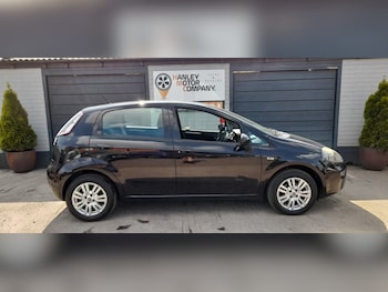 Used Fiat Punto 2012 for sale - 79313456: Photo