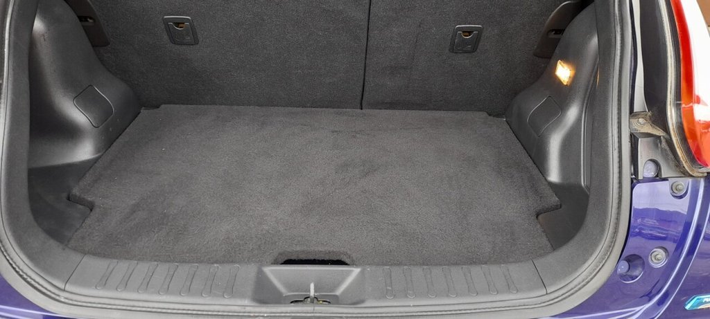 Used Nissan Juke 2014 for sale - 76313180: Photo 31