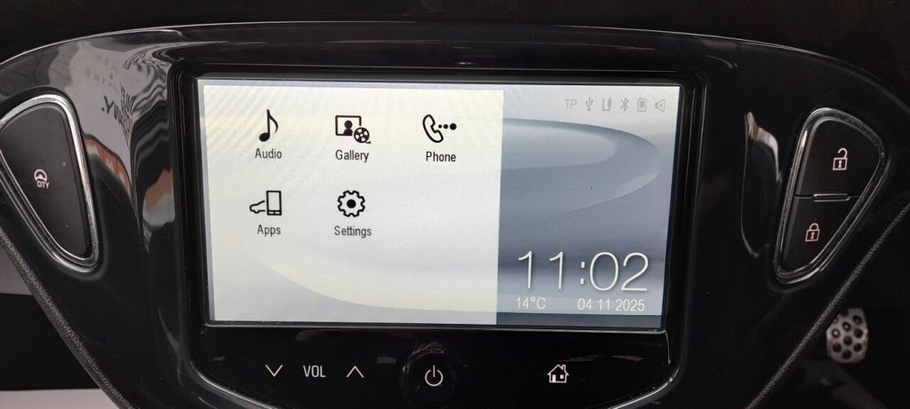 Used Vauxhall Corsa 2015 for sale - 76470309: Photo 15