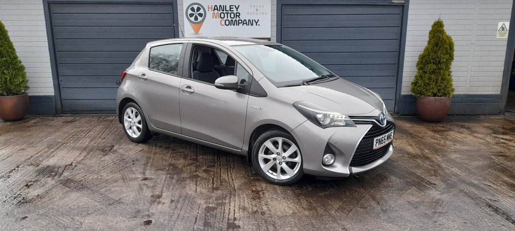 Used Toyota Yaris 2015 for sale - 76724860: Photo 1