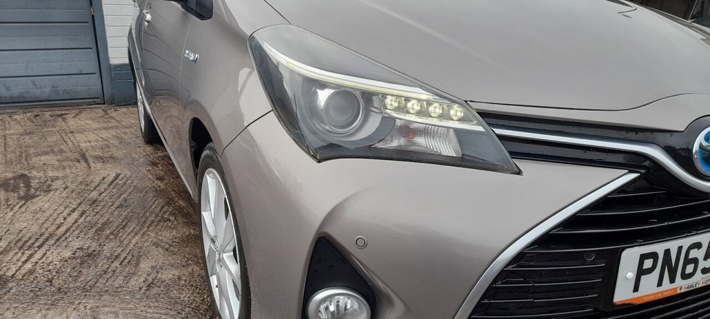 Used Toyota Yaris 2015 for sale - 76724860: Photo 11