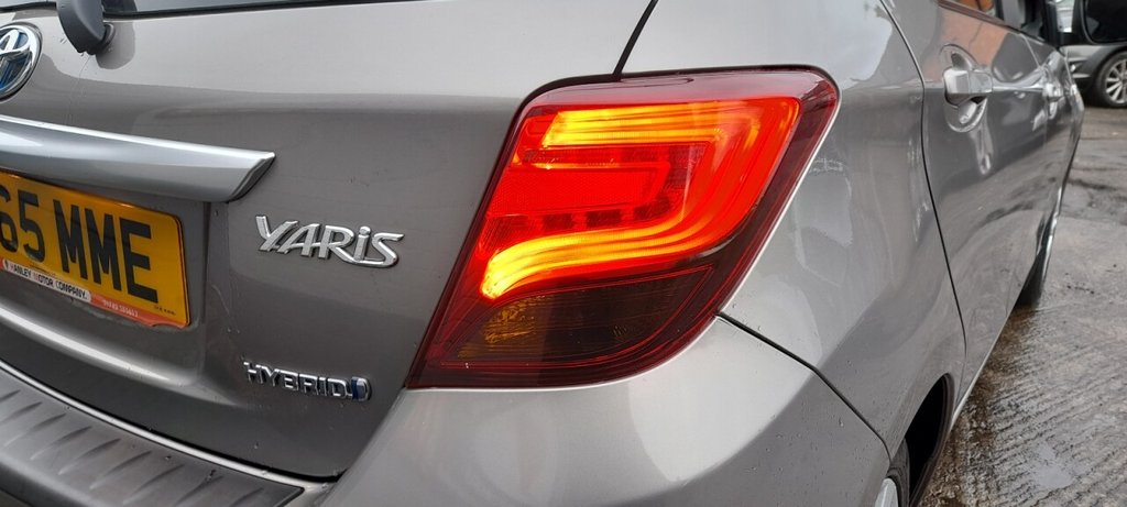 Used Toyota Yaris 2015 for sale - 76724860: Photo 12