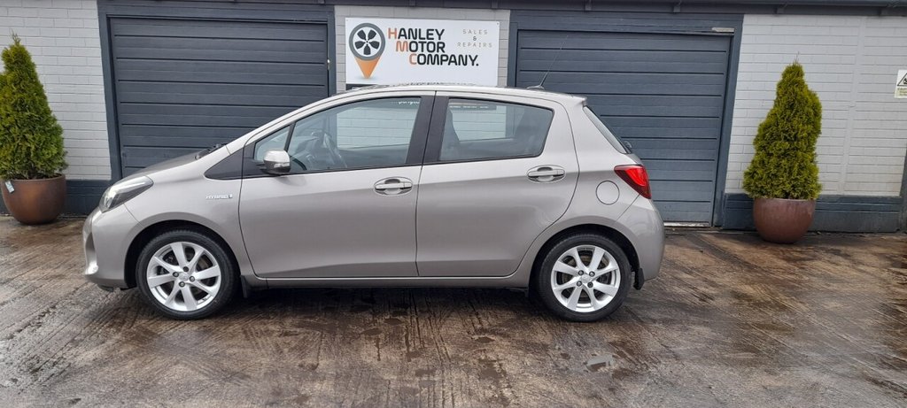 Used Toyota Yaris 2015 for sale - 76724860: Photo 8