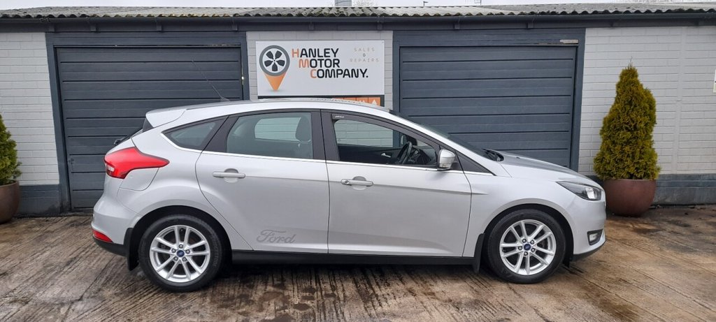 Used Ford Focus 2016 for sale - 77140177: Photo 2