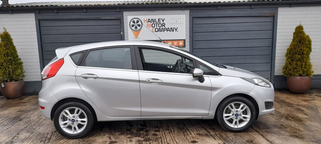 Used Ford Fiesta 2016 for sale - 77436915: Photo 2