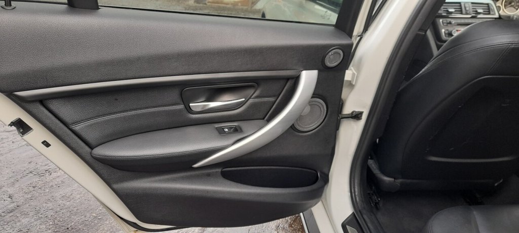 Used BMW 3 Series 2015 for sale - 76941591: Photo 26