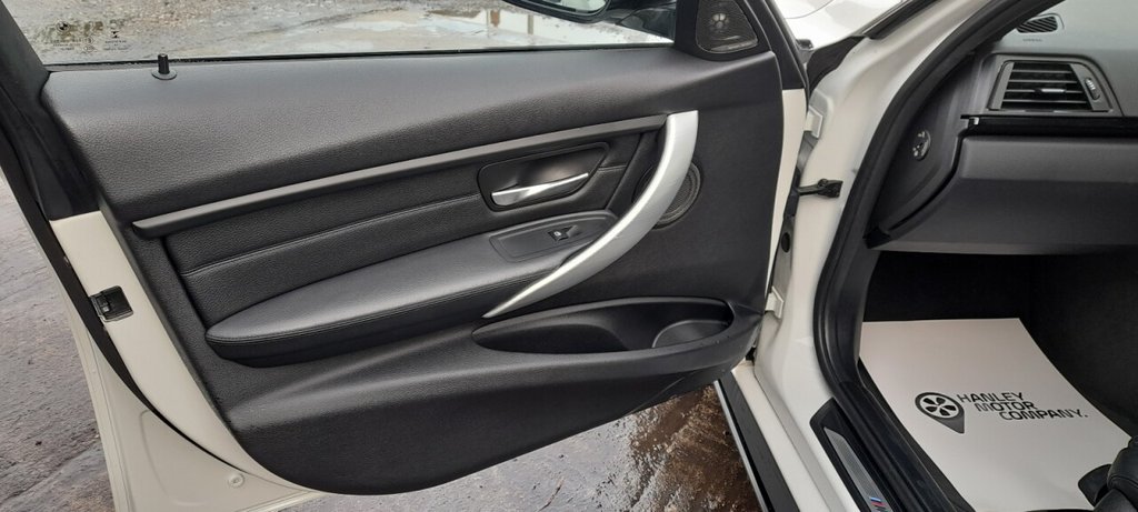 Used BMW 3 Series 2015 for sale - 76941591: Photo 29