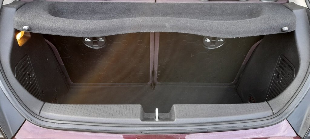 Used Vauxhall ADAM 2013 for sale - 77276300: Photo 2