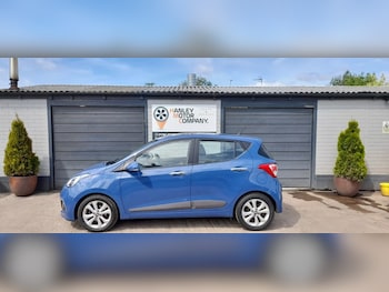 Used Hyundai i10 2015 for sale - 79178799: Photo