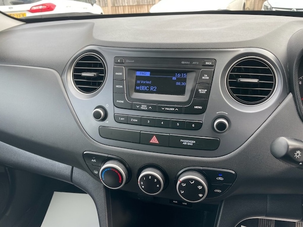 Used Hyundai i10 2019 for sale - 75607242: Photo 15
