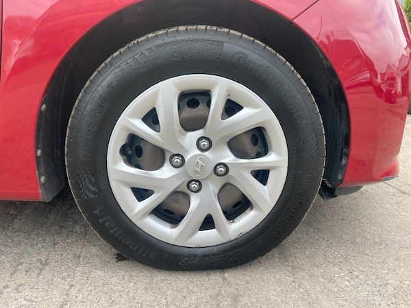 Used Hyundai i10 2019 for sale - 75607242: Photo 3