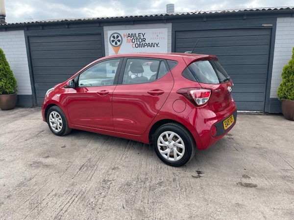 Used Hyundai i10 2019 for sale - 75607242: Photo 8