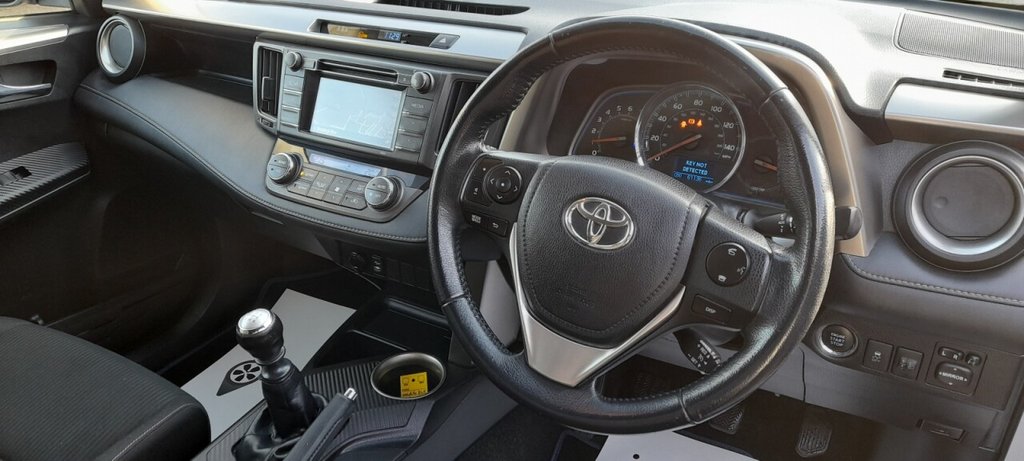Used Toyota RAV4 2014 for sale - 76941593: Photo 15