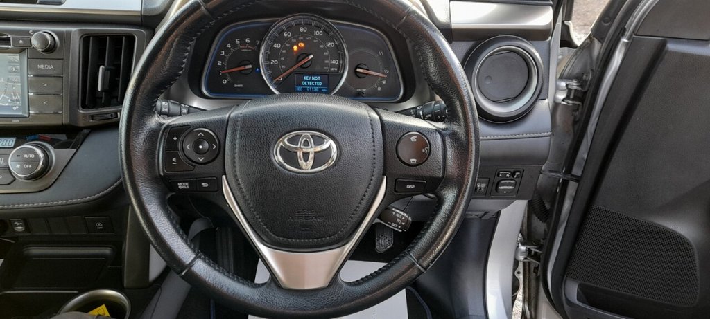 Used Toyota RAV4 2014 for sale - 76941593: Photo 16