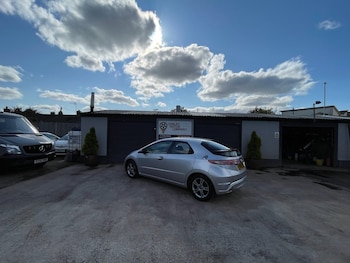 Used Honda Civic 2011 for sale - 75528018: Photo