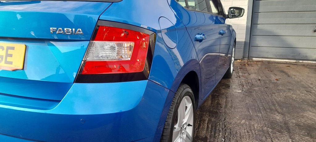 Used Skoda Fabia 2015 for sale - 76740512: Photo 11