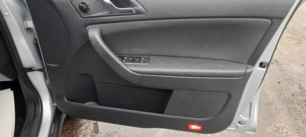 Used Skoda Yeti 2011 for sale - 77780528: Photo 21