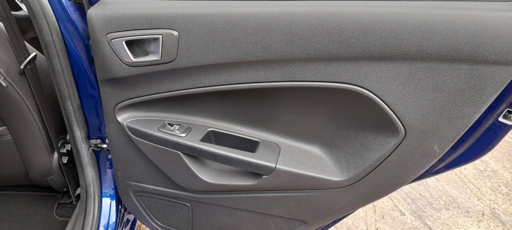 Used Ford Fiesta 2016 for sale - 76430037: Photo 24