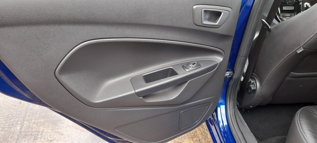 Used Ford Fiesta 2016 for sale - 76430037: Photo 26