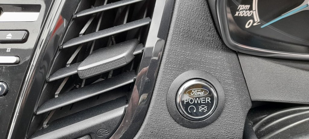 Used Ford Fiesta 2016 for sale - 76430037: Photo 30