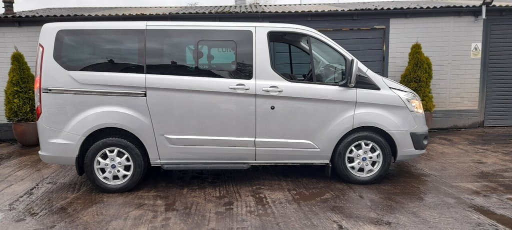 Used Ford Tourneo Custom 2015 for sale - 77680934: Photo 2