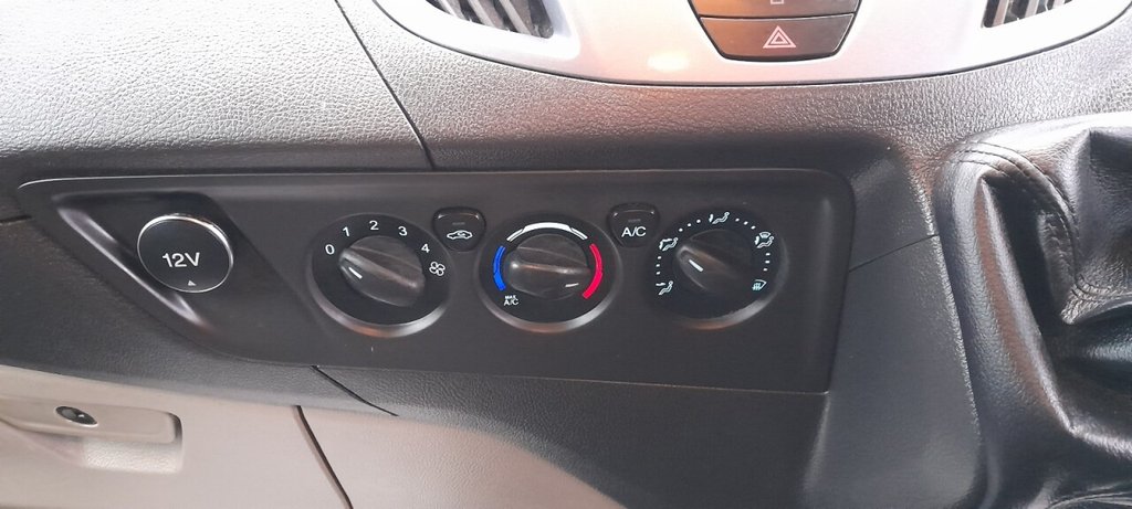 Used Ford Tourneo Custom 2015 for sale - 77680934: Photo 23