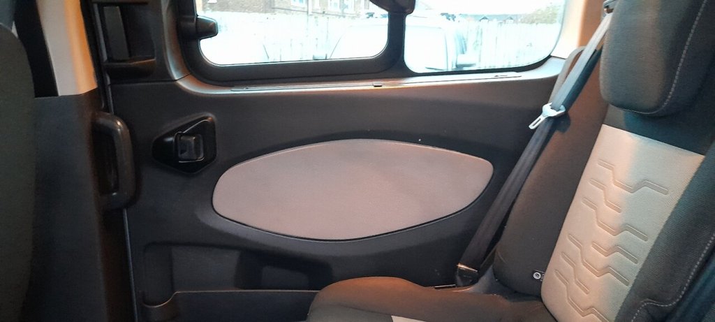 Used Ford Tourneo Custom 2015 for sale - 77680934: Photo 33