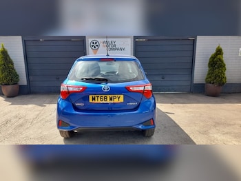 Used Toyota Yaris 2019 for sale - 79518009: Photo