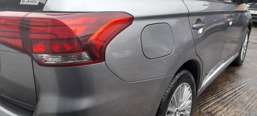 Used Mitsubishi Outlander 2020 for sale - 77608980: Photo 14