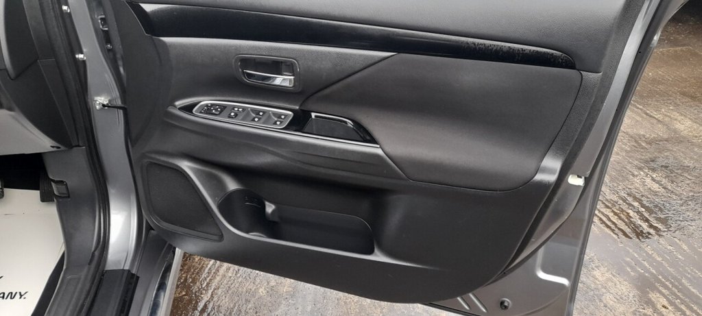 Used Mitsubishi Outlander 2020 for sale - 77608980: Photo 26