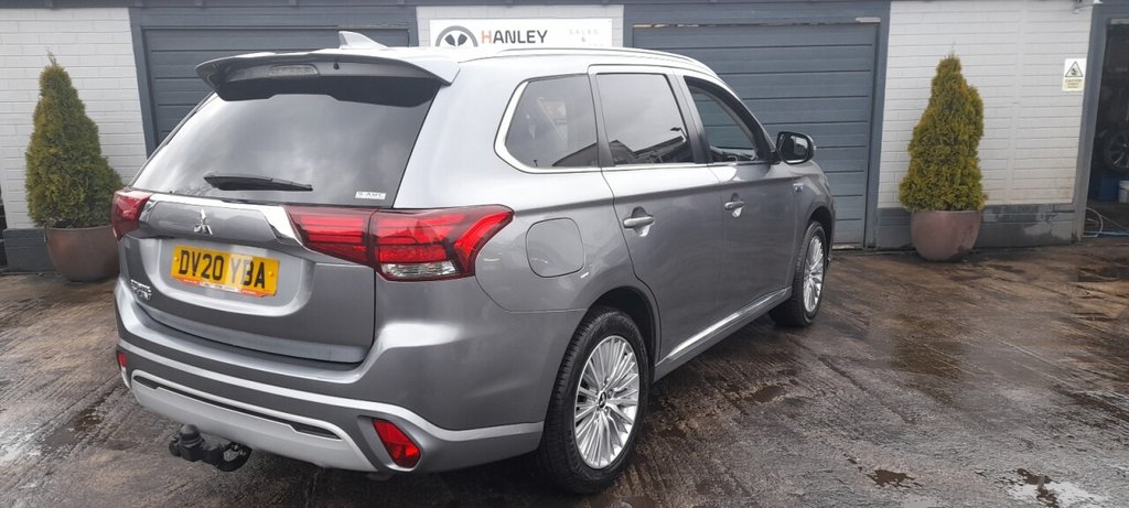 Used Mitsubishi Outlander 2020 for sale - 77608980: Photo 3
