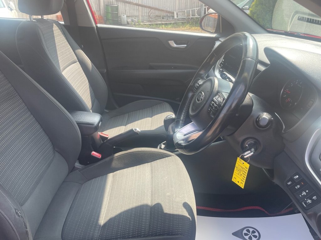 Used Kia Stonic 2021 for sale - 76582065: Photo 15