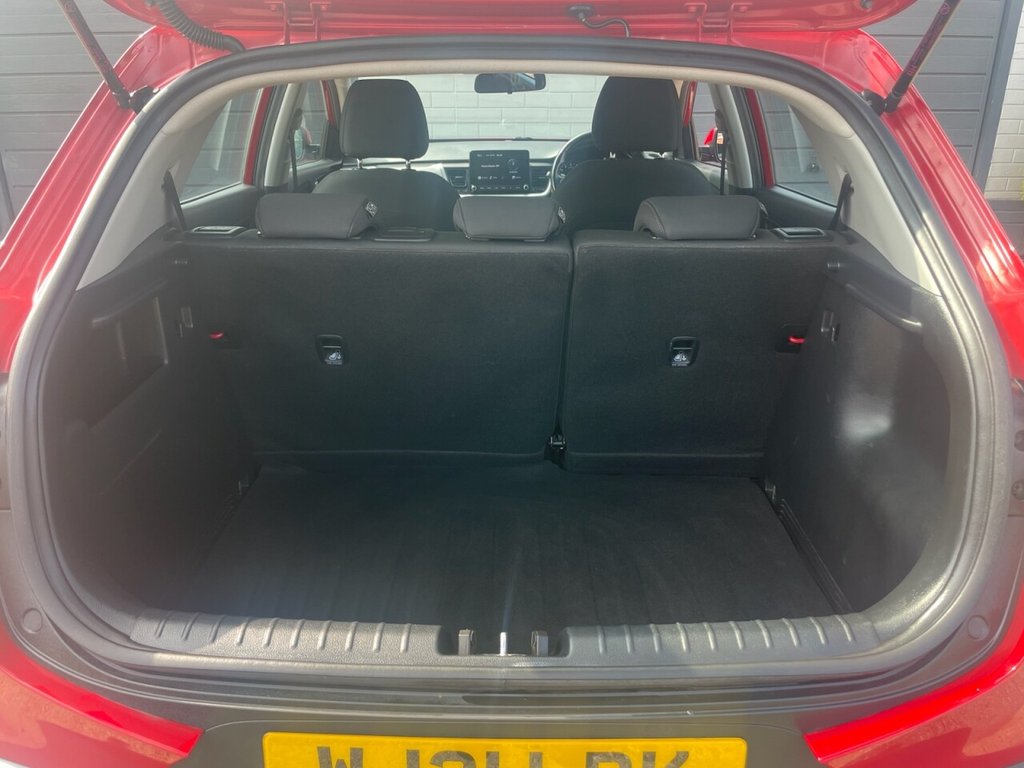 Used Kia Stonic 2021 for sale - 76582065: Photo 9